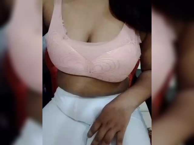 Tapur- live cam on BongaCams