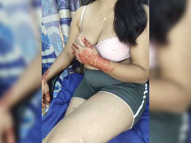 Tapur- live cam on BongaCams