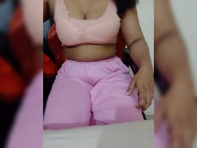 Tapur- live cam on BongaCams