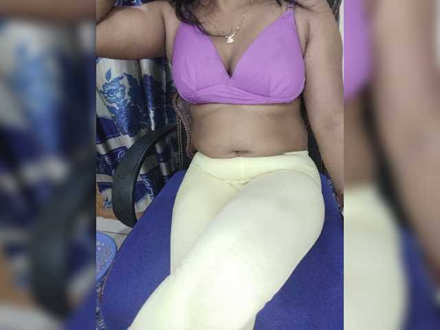 Tapur- live cam on BongaCams