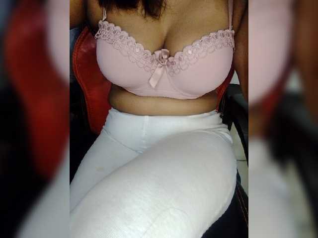 Tapur- live cam on BongaCams