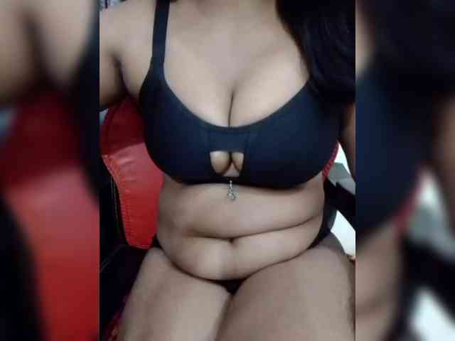 Tapur- Live Webcam on BongaCams