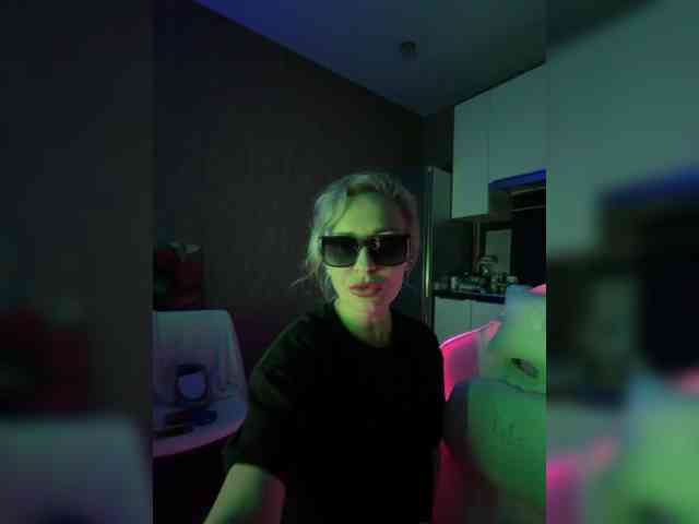 Eva666666 webcam