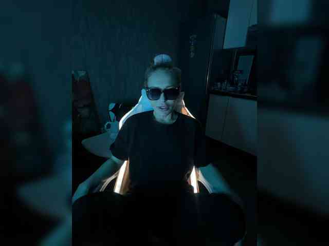 Eva666666 webcam