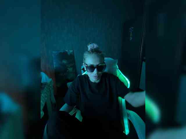 Eva666666 webcam