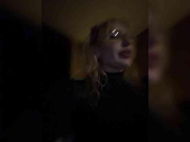 Eva666666 webcam