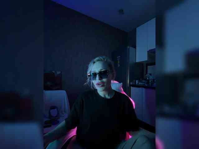 Eva666666 webcam
