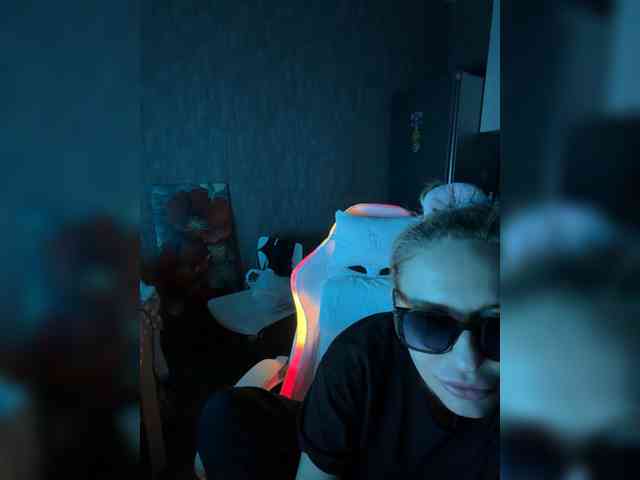Eva666666 webcam