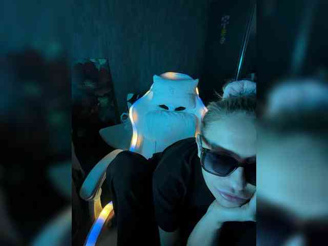 Eva666666 webcam