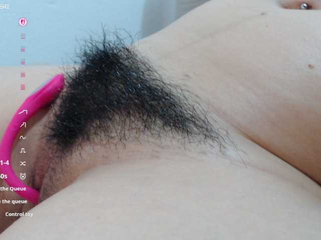 Taliana21T live cam on BongaCams