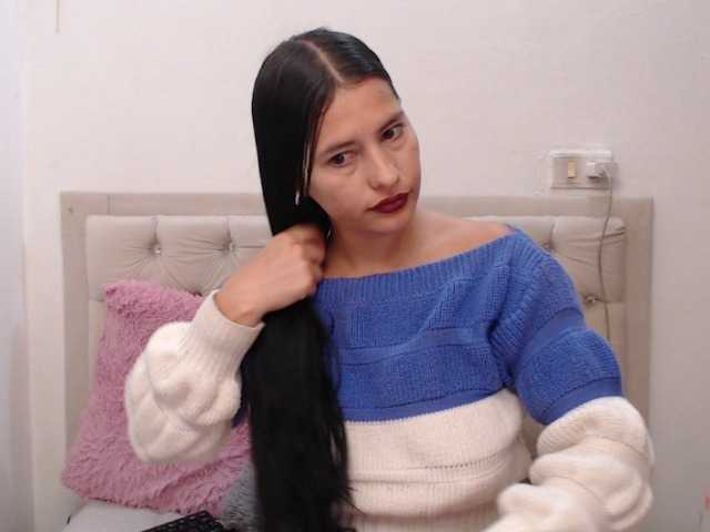 Taliana21T live cam on BongaCams