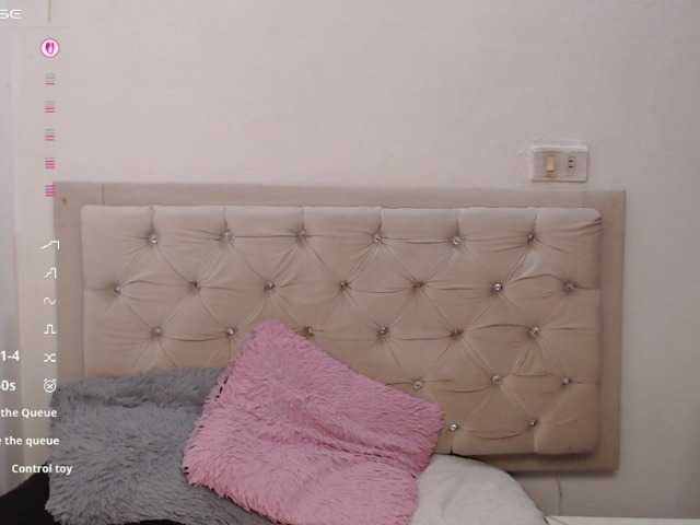 Taliana21T live cam on BongaCams