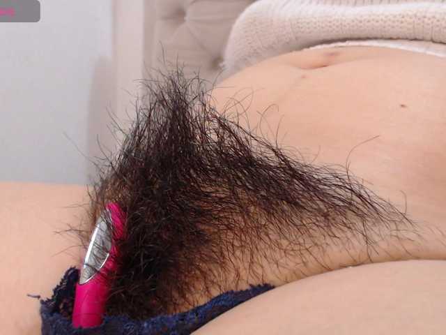 Taliana21T live cam on BongaCams
