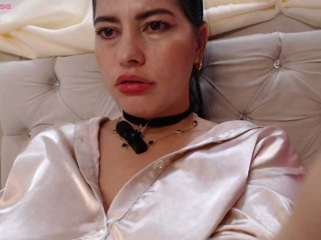 Taliana21T live cam on BongaCams