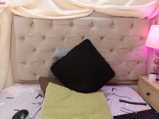 Taliana21T, en vivo ahora en BongaCams