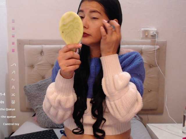 Taliana21T live cam on BongaCams