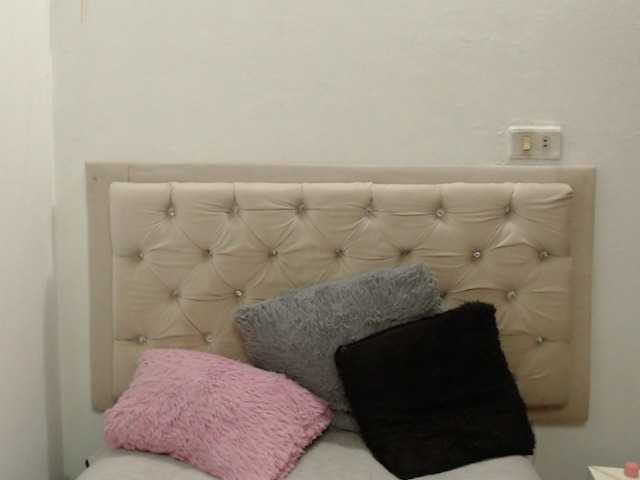 Taliana21T live cam on BongaCams