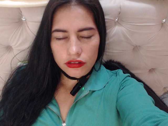 Taliana21T live cam on BongaCams