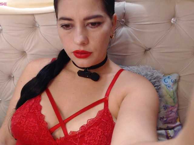 Taliana21T live cam on BongaCams
