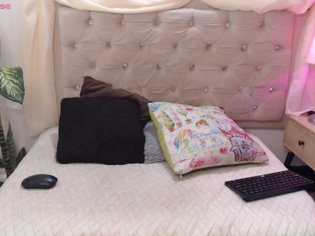 Taliana21T live cam on BongaCams