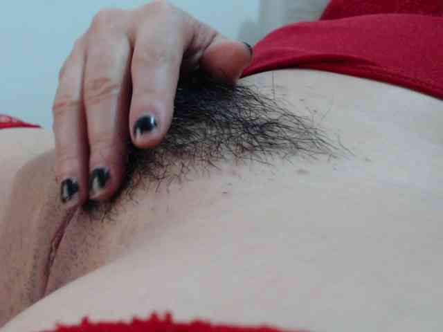 Taliana21T Live Webcam on BongaCams