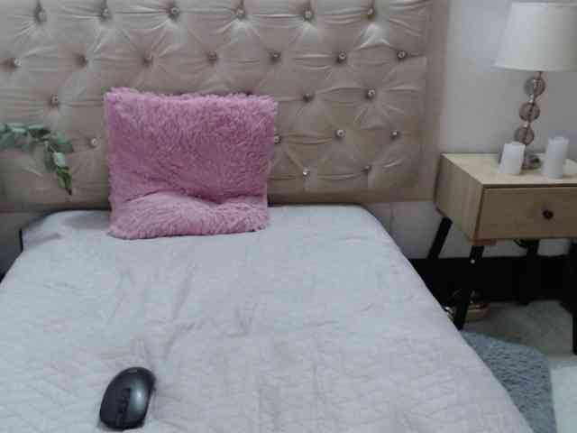 Taliana21T webcam