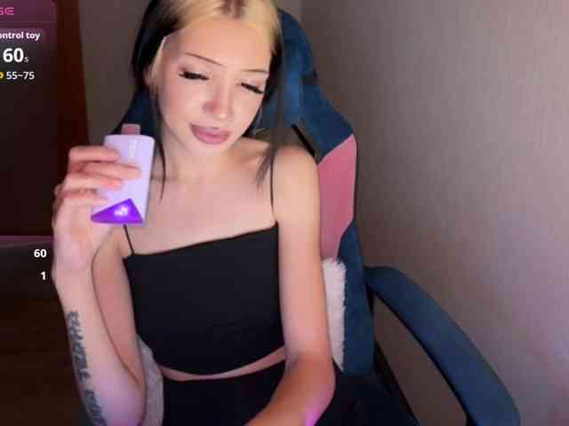 EazyLove156 webcam