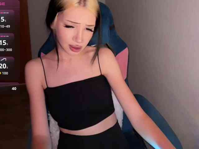 EazyLove156 webcam