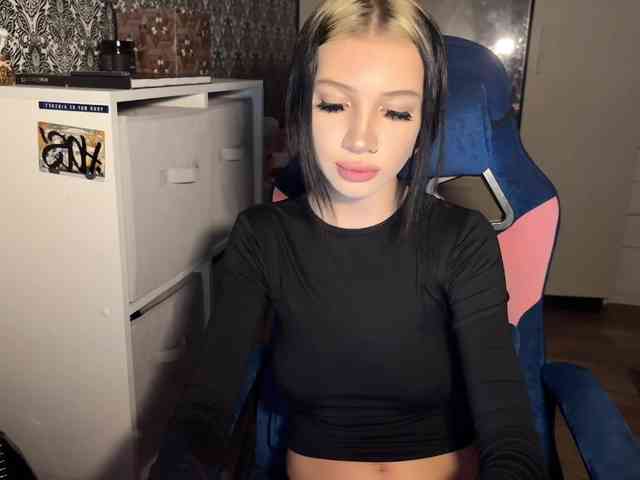 EazyLove156 webcam