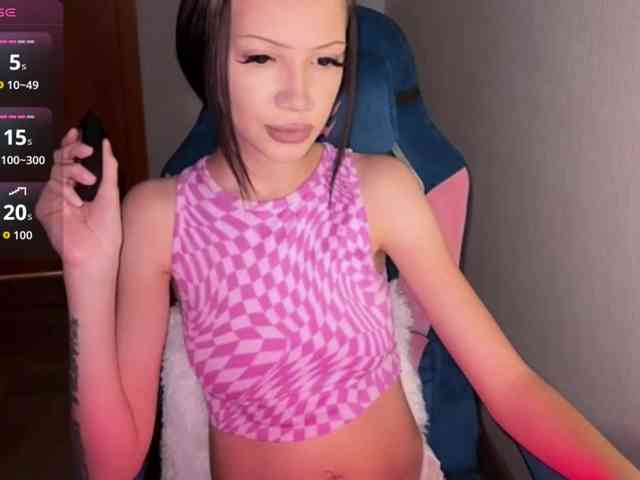EazyLove156 webcam