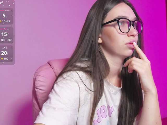 ArianaHotAriana