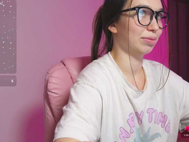 ArianaHotAriana live cam on BongaCams