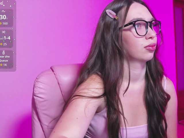 ArianaHotAriana live cam on BongaCams