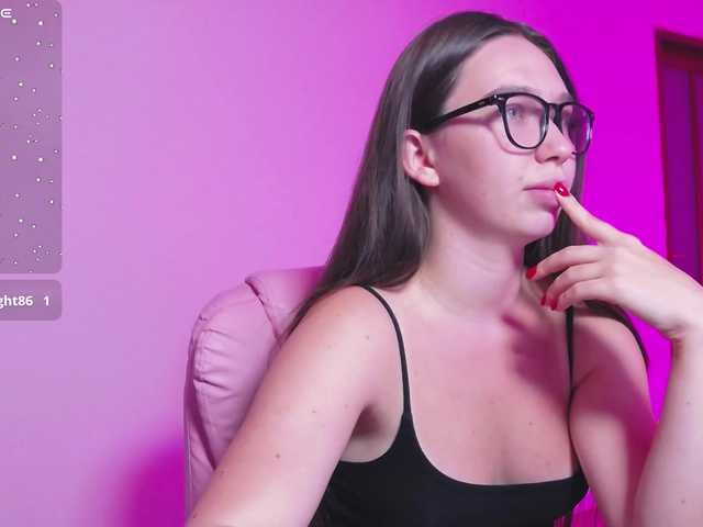 ArianaHotAriana live cam on BongaCams