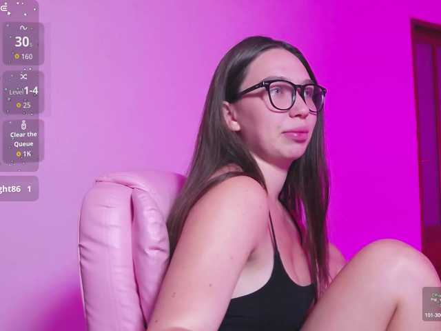ArianaHotAriana live cam on BongaCams