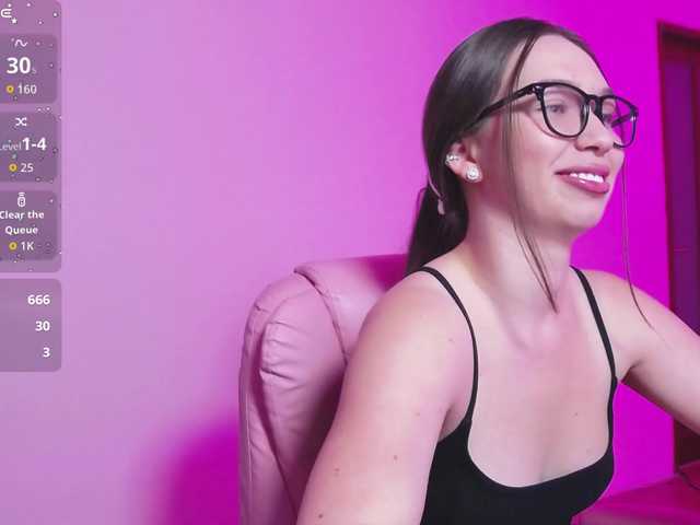 ArianaHotAriana live cam on BongaCams