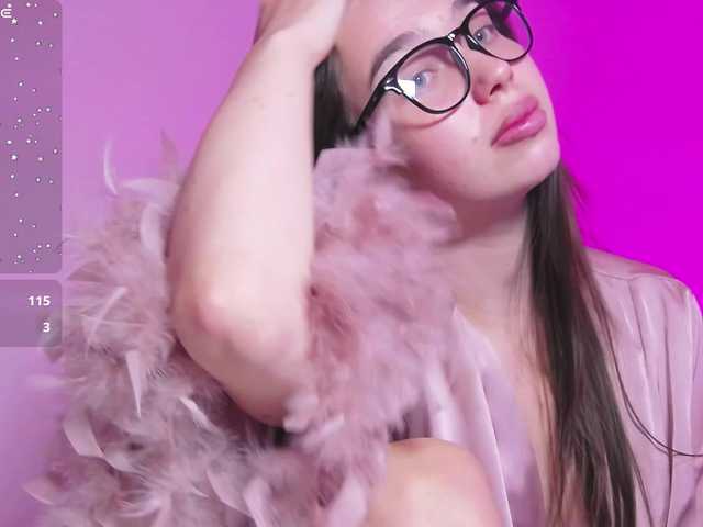 ArianaHotAriana