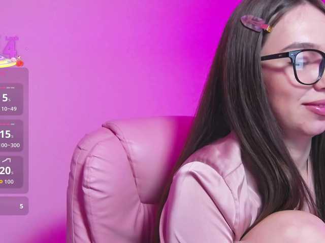 ArianaHotAriana