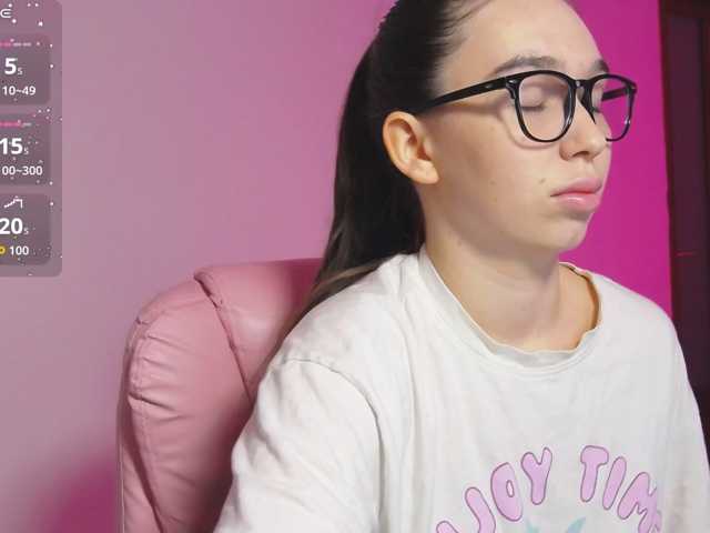 ArianaHotAriana