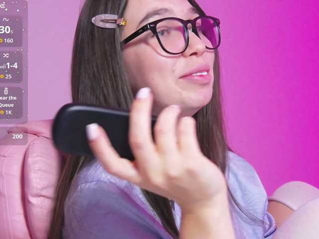 ArianaHotAriana