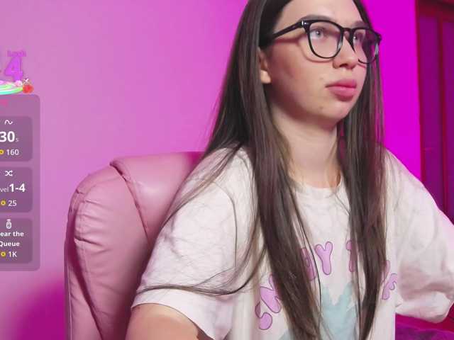 ArianaHotAriana