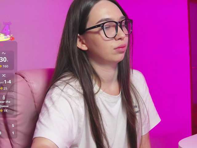 ArianaHotAriana
