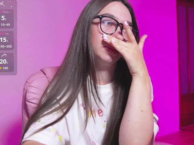 ArianaHotAriana