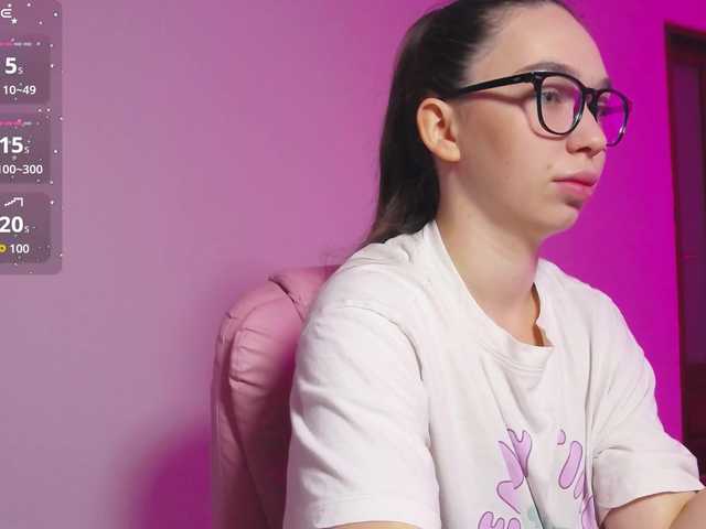 ArianaHotAriana live cam on BongaCams