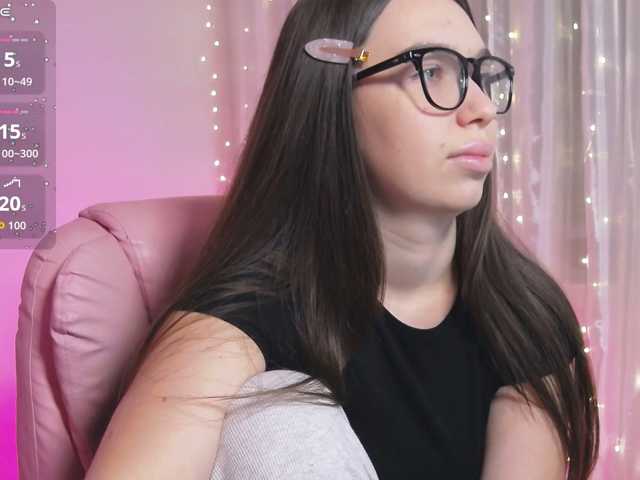 ArianaHotAriana