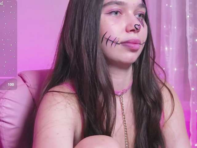 ArianaHotAriana