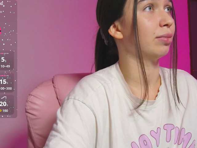 ArianaHotAriana live cam on BongaCams