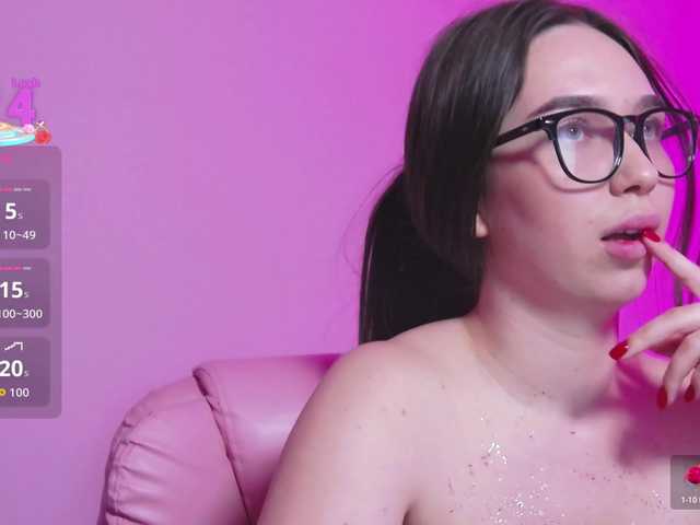 ArianaHotAriana