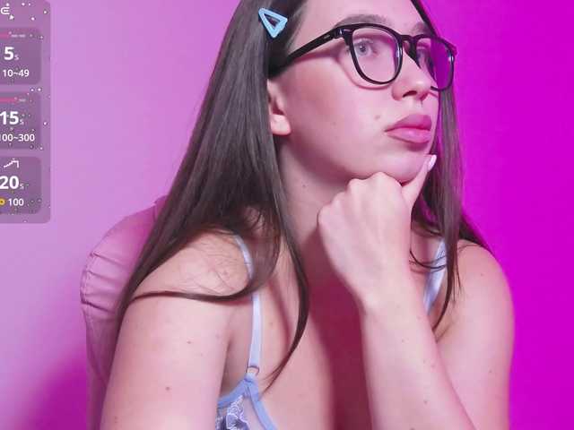 ArianaHotAriana