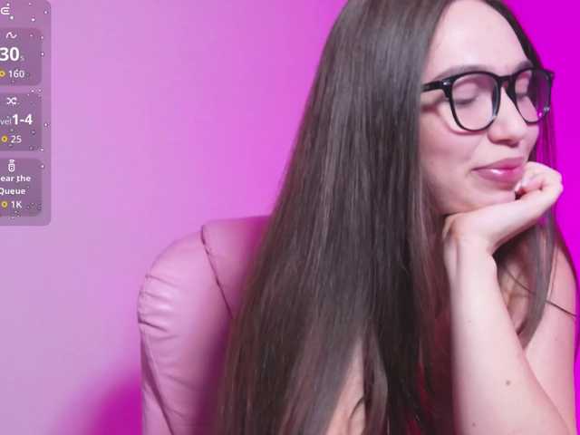 ArianaHotAriana live cam on BongaCams